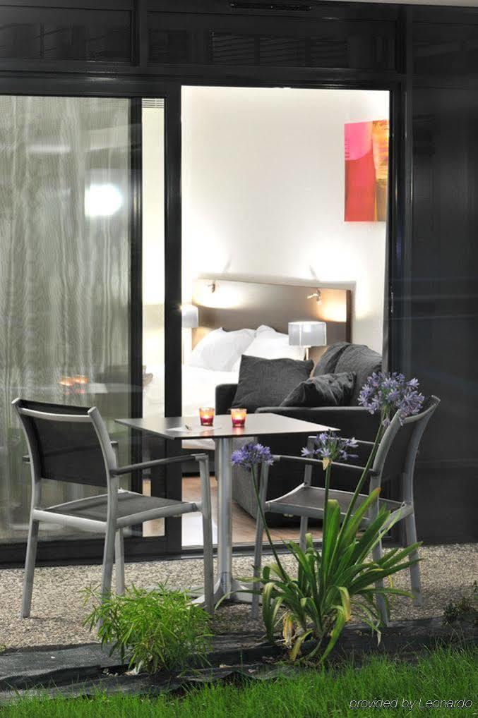Hotel Eden Park Pau Est, Avec Piscine Værelse billede