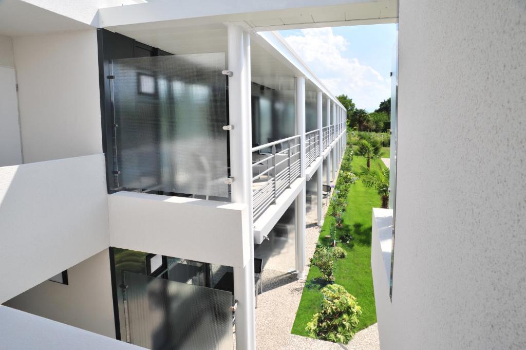 Hotel Eden Park Pau Est, Avec Piscine Værelse billede